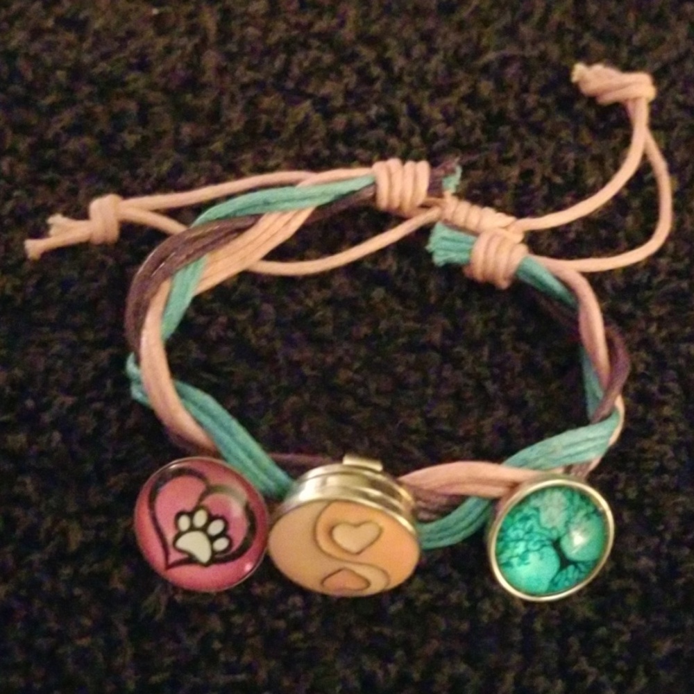 Adjustable Snap Bracket - image 1